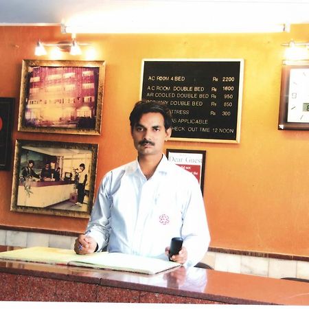 Hotel Mansarover International Haridwar Bagian luar foto