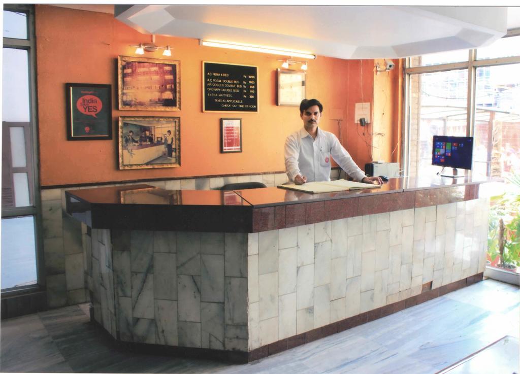 Hotel Mansarover International Haridwar Bagian luar foto