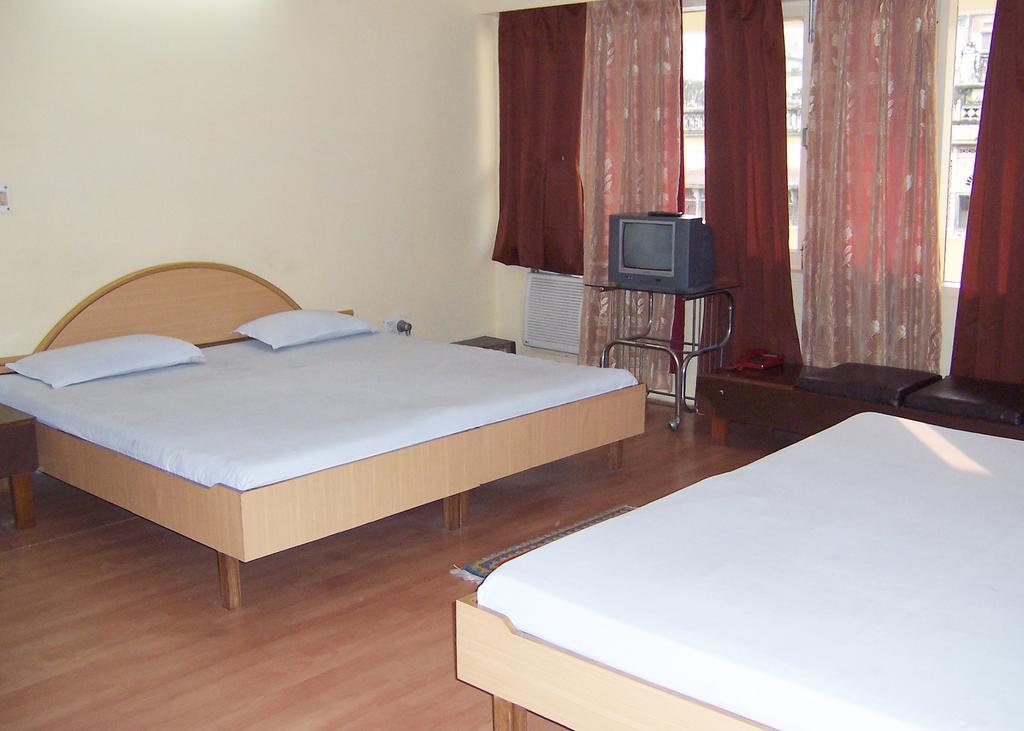 Hotel Mansarover International Haridwar Bagian luar foto